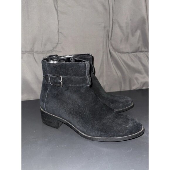 Cole Haan Booties ITEM SOLD PM WONT ALLOW ME TO REMOVE - Picture 4 of 16
